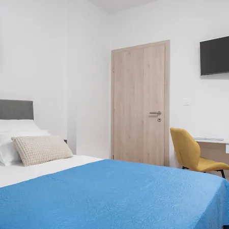 Dola Near Split - Private Pool, Orchard, Peace Villa Dicmo