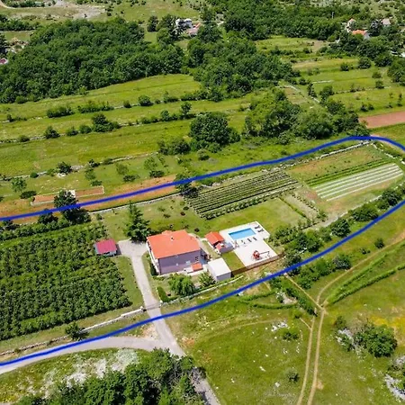 Dola Near Split - Private Pool, Orchard, Peace Villa Dicmo