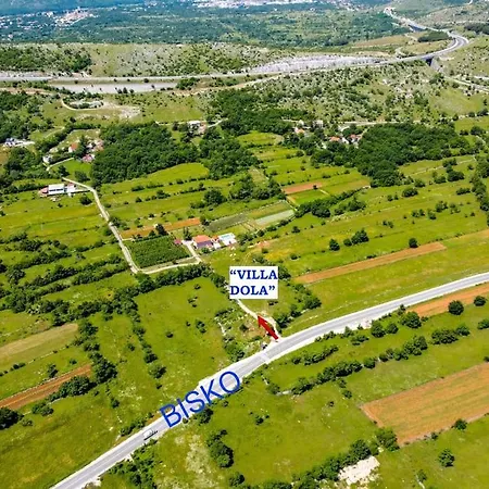 Dola Near Split - Private Pool, Orchard, Peace * Dicmo