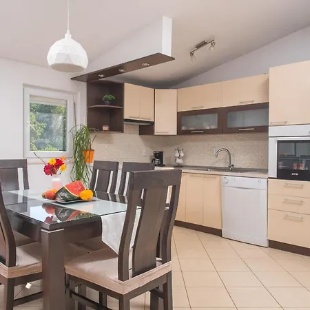 Dola Near Split - Private Pool, Orchard, Peace *